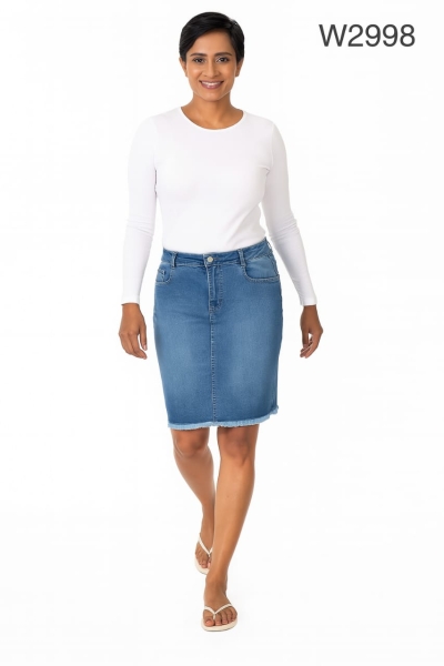 Hem Open Denim Skirt